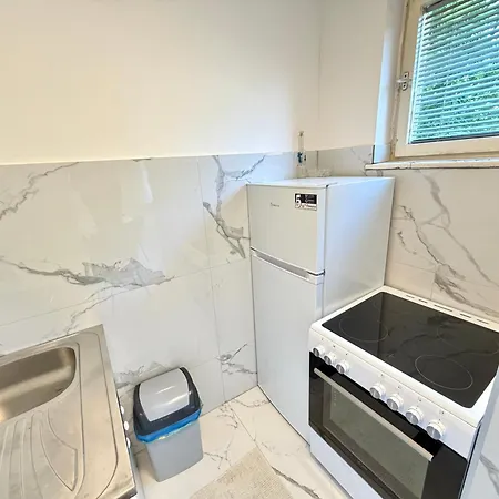 Bravo - With Garage Parking Apartman Szarajevó