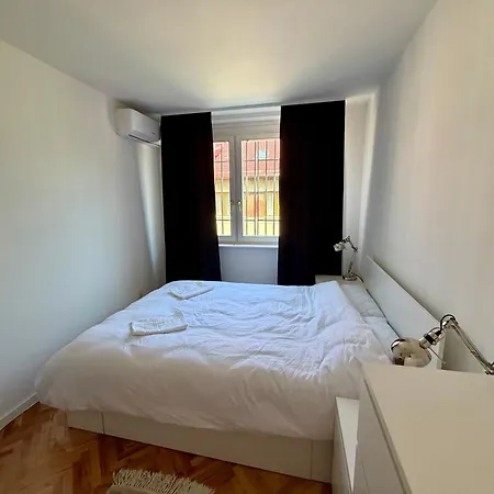 Apartman Bravo - With Garage Parking Szarajevó