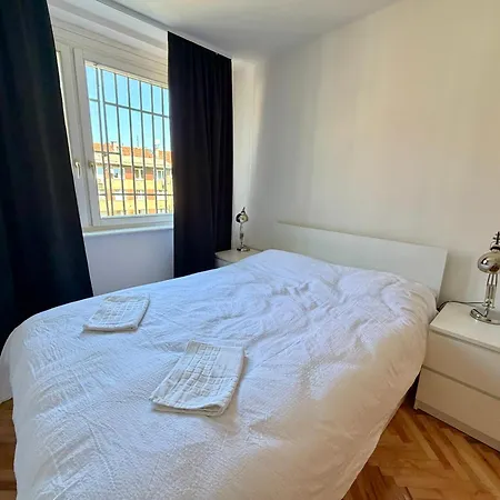 Apartman Bravo - With Garage Parking
